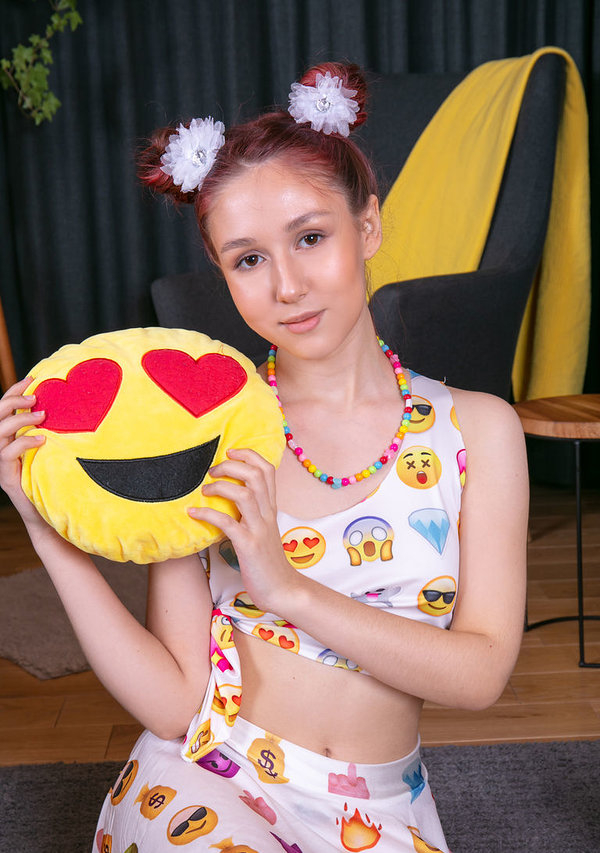 Ольга, 19 лет, 4 размер груди